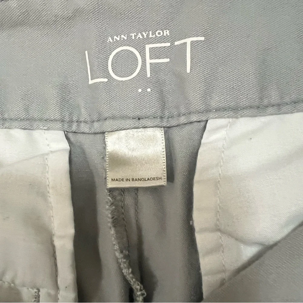 Ann Taylor Loft Women Chino Shorts Size 24 Gray Cotton